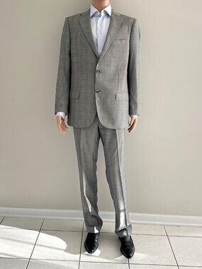Gianfranco Ferré Men’s Light GrayGlen Check Wool Suit, Size 52 IT